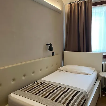 B&B Abbazia Bed & Breakfast, Mantegnahotels 만토바